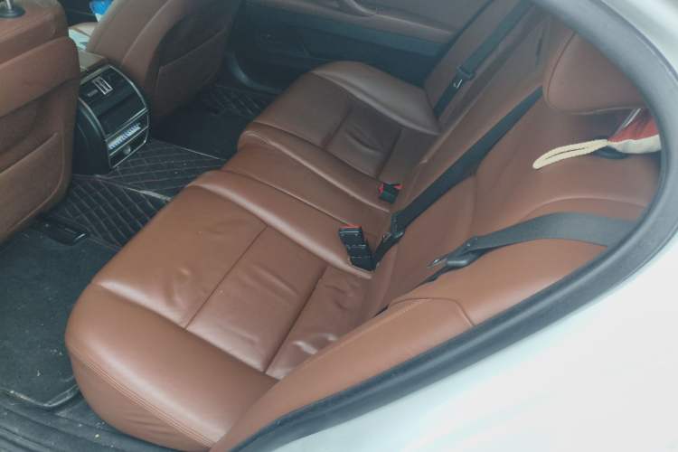 Used BMW 5 Series 2017 525Li Leading Model
