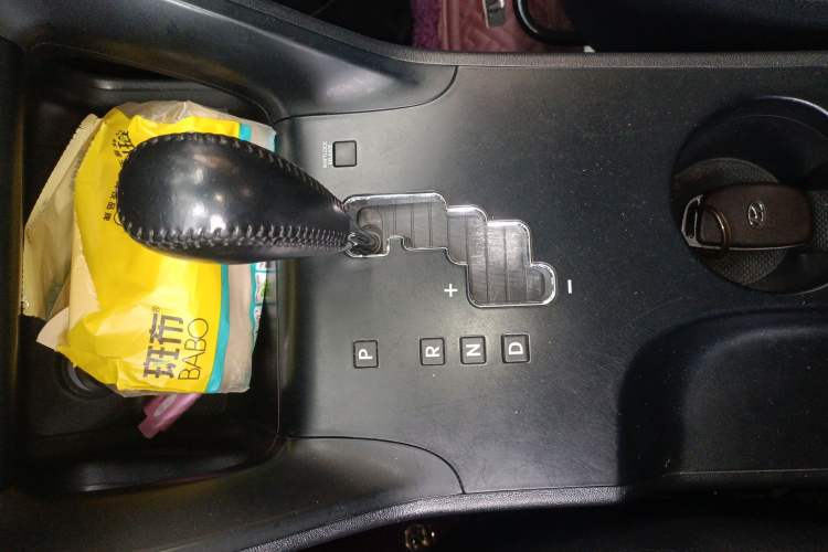 Used Hyundai ix35 2013 2.0L Automatic Two-Wheel Drive Smart GLS China IV Standard