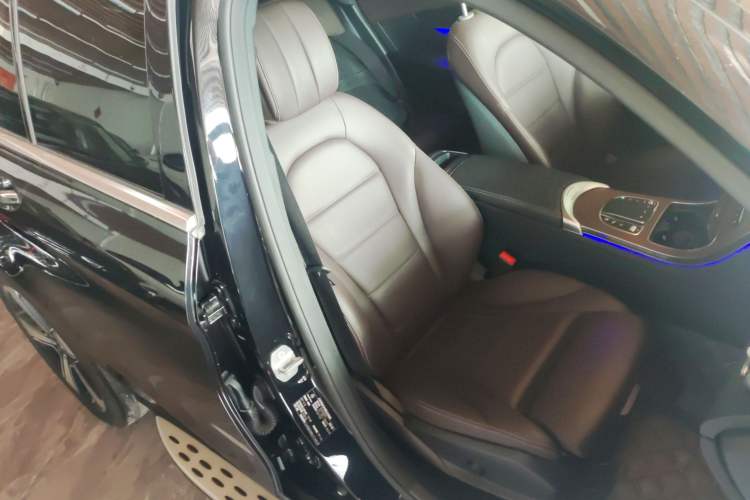 Used Mercedes-Benz GLC 2022 Refreshed GLC 300 L 4MATIC Dynamic Edition Prestige Version Right Front Seat