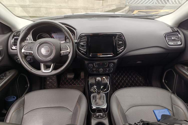 Used Jeep Compass 2017 200T Automatic Prestige Edition
