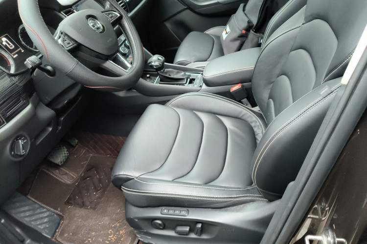 Used Skoda Kodiaq 2018 Facelifted TSI330 5-Seater Two-Wheel-Drive Luxury Enjoyment Edition
