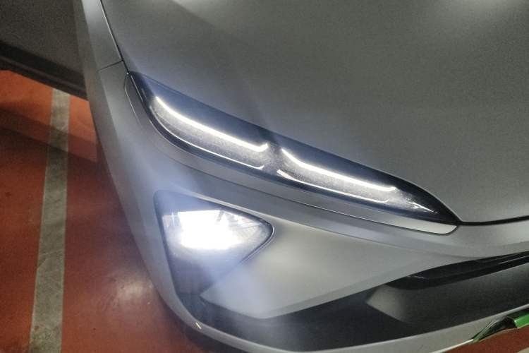 Used Nio EC6 2020 430 km Sport Version Right Front Headlight