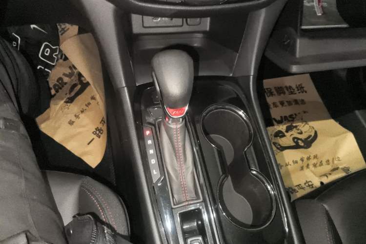 Used Chevrolet Equinox 2021 550T RS Four-Wheel Drive Intelligent Boundary-Pushing Edition Gear Lever