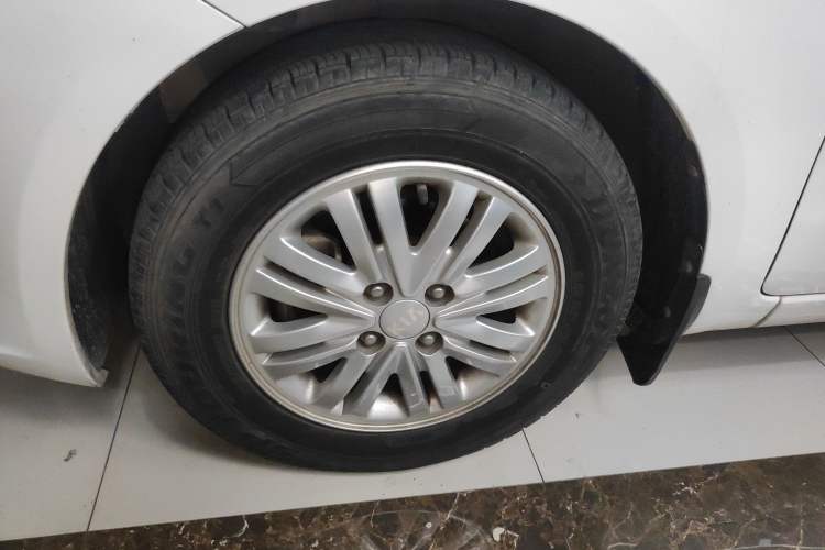 Used Kia K2 2012 Sedan 1.4L Automatic GLS Commemorative Edition
