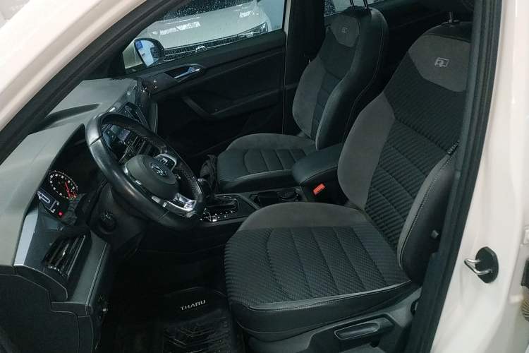 Used Volkswagen Tharu 2019 280TSI Two-Wheel Drive R-Line China VI Standard