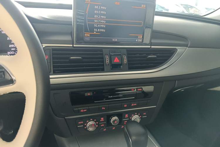 Used Audi A6L 2018 35 TFSI Collector's Edition Audio And AC Panel