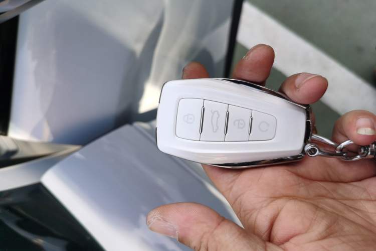 Used Geely Auto icon 2025 Linglong 1.5TD Ruyi Edition Interior 1