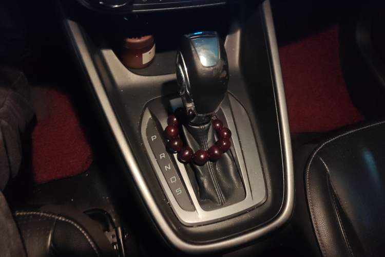 Used Ford Escort 2015 1.5L Automatic Fashion Model