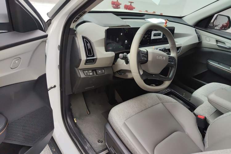 Used Kia EV5 2024 530 Land