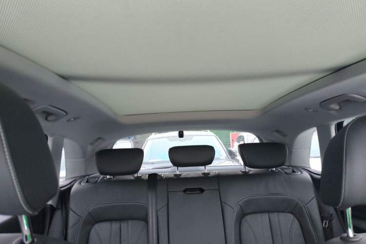 Used Audi Q5L 2020 Updated 40 TFSI Prestige Fashion Edition Headliner