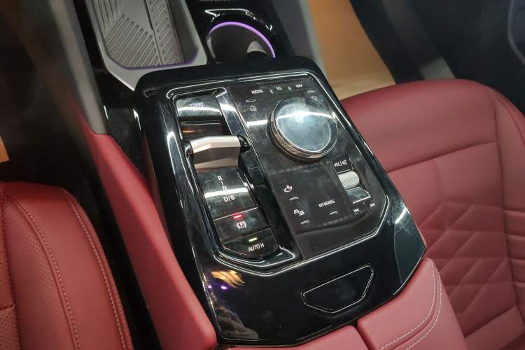 Used BMW i5 2024 eDrive 35L Prestige Luxury Package
