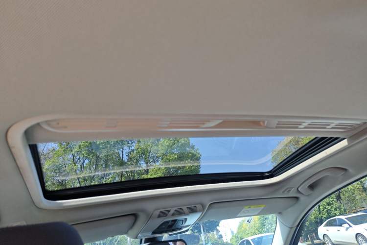 Used BMW 3 Series 2018 320Li Fashion Model
