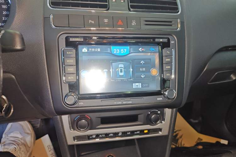 Used Volkswagen Polo 2014 1.6L Cross Polo Automatic