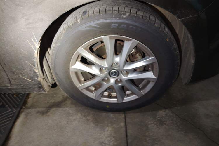 Used Mazda Mazda 3 Axela 2016 Sedan 1.5L Automatic Comfort Model