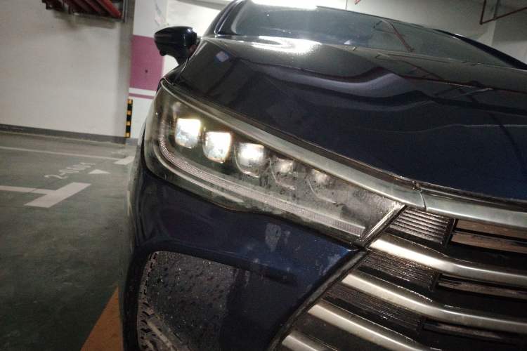 Used BYD Song MAX 2018 1.5T Automatic Smart Connect Luxury 6-Seater