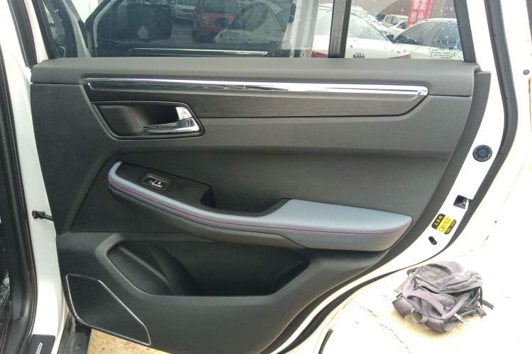 Used SWM G05 2021 PRO 1.5T Automatic Luxury Model 7 Seats
