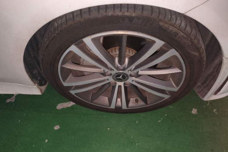 Used Mercedes-Benz CLS 2018 CLS 300 Luxury Model