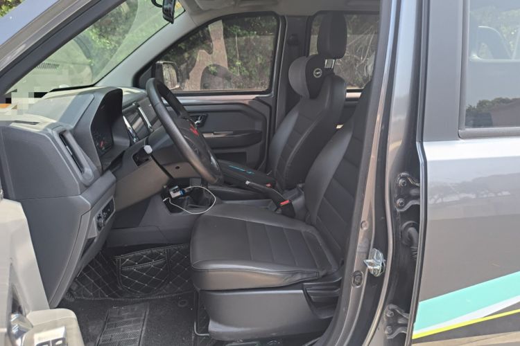 Used Wuling Zhengtu 2021 1.5L Adventure LAR Left Front Seat