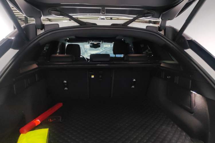 Used Land Rover Range Velar 2025 Dynamic SE
