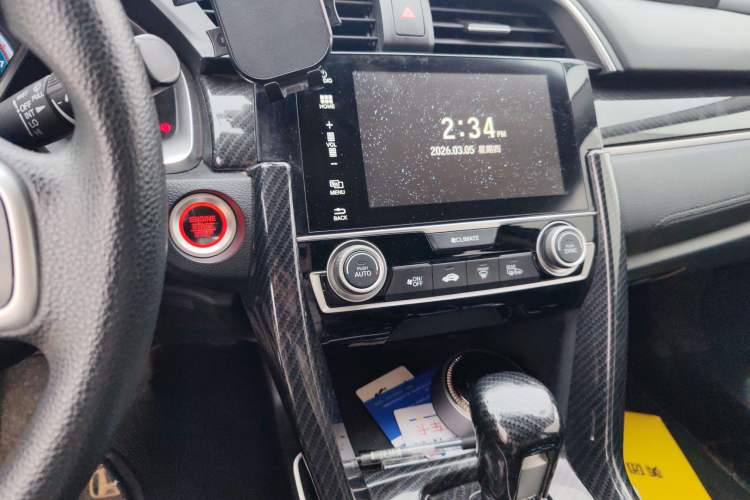 Used Honda Civic 2016 220TURBO CVT Luxury Edition
