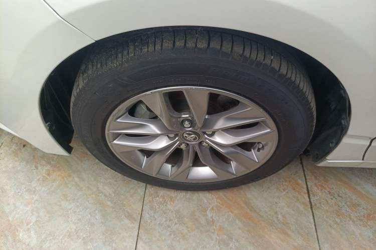 Used Toyota Avalon 2021 2.5L Luxury Edition Exterior 4