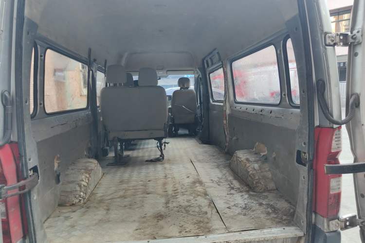 Used Foton Toano 2017 2.5T E Commercial Version Long Wheelbase 4J25TC3