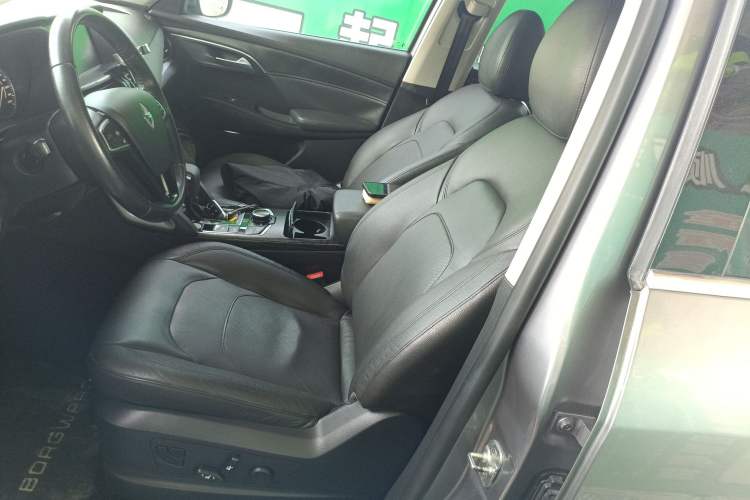 Used BORGWARD BX7 2016 28T Four-wheel Drive Luxury Edition 5 Seats