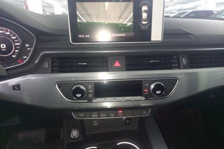 Used Audi A4L 2019 40 TFSI Fashion Version China V