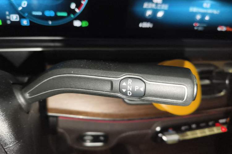 Used Mercedes-Benz GLS 2021 GLS 450 4MATIC Luxury Model Gear Lever