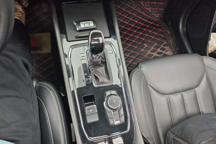 Used Dongfeng Fengon 580 2017 1.5T CVT Smart Style Model Gear Lever