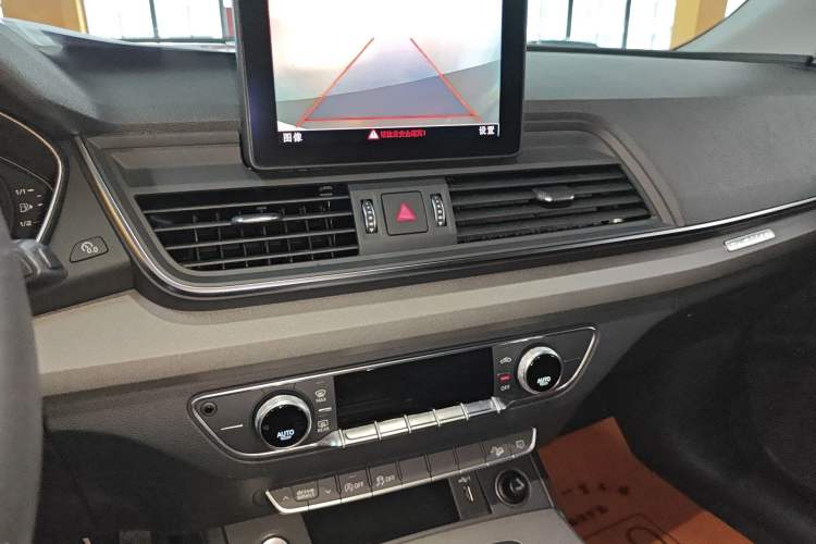 Used Audi Q5L 2018 40 TFSI Prestige Edition China VI Emission Standard