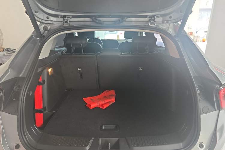 Used Chevrolet Seeker 2022 1.5T CVT Trendy Smart Edition Trunk