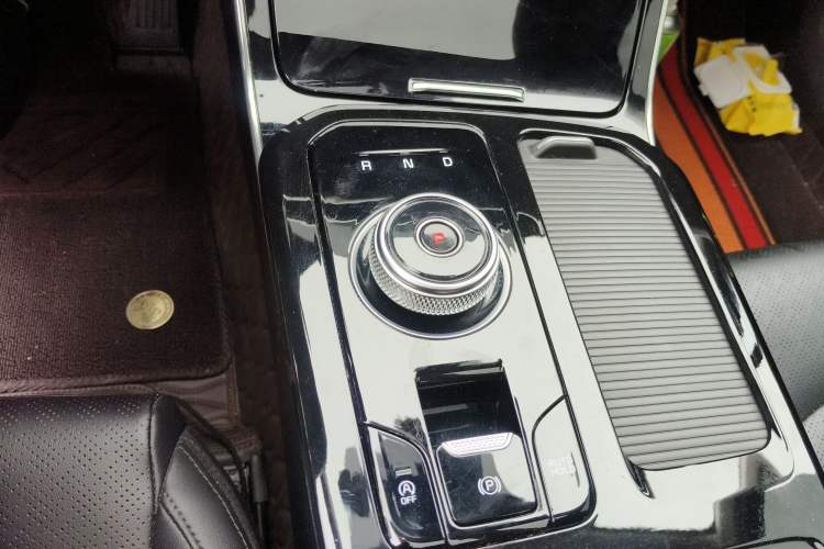 Used Kia K5 2021 270T CVVD Refreshed Edition Gear Lever