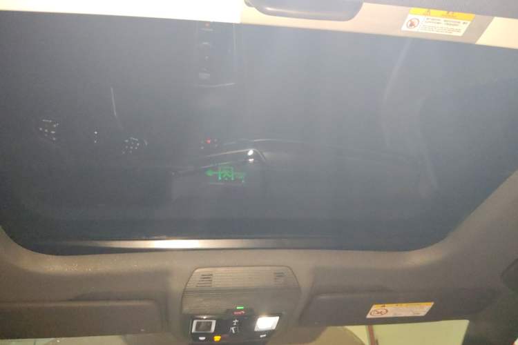 Used Volkswagen Golf 2025 Facelift 300TSI R-Line Headliner