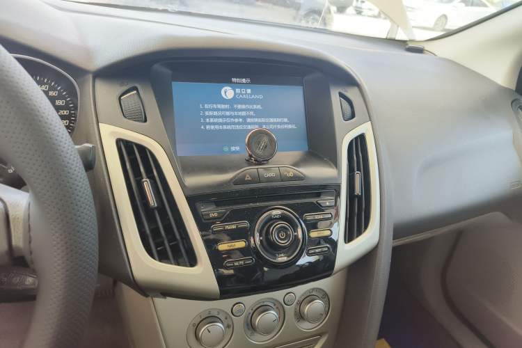 Used Ford Focus 2012 Sedan 1.6L Manual Comfort Model