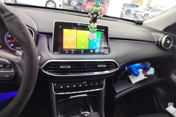 Used MG HS 2019 20T Automatic Two-Wheel Drive Luxury Edition China VI Standard Audio And AC Panel