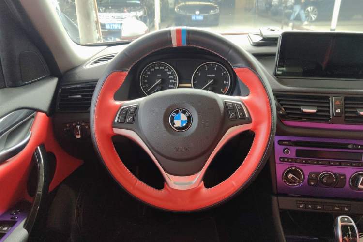 Used BMW X1 2015 sDrive18i Fashion Upgrade Edition Steering Wheel