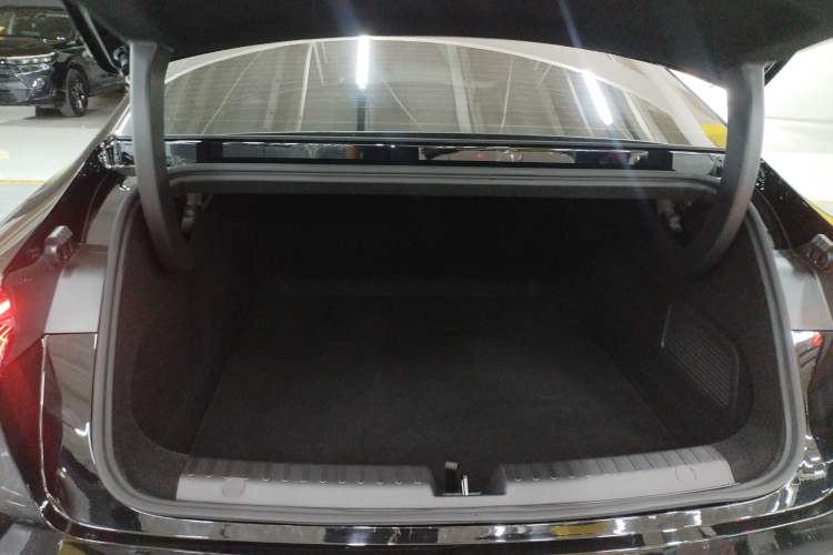 Used Geely Galaxy E8 2025 575 km Exploration Intelligent Driving Edition
