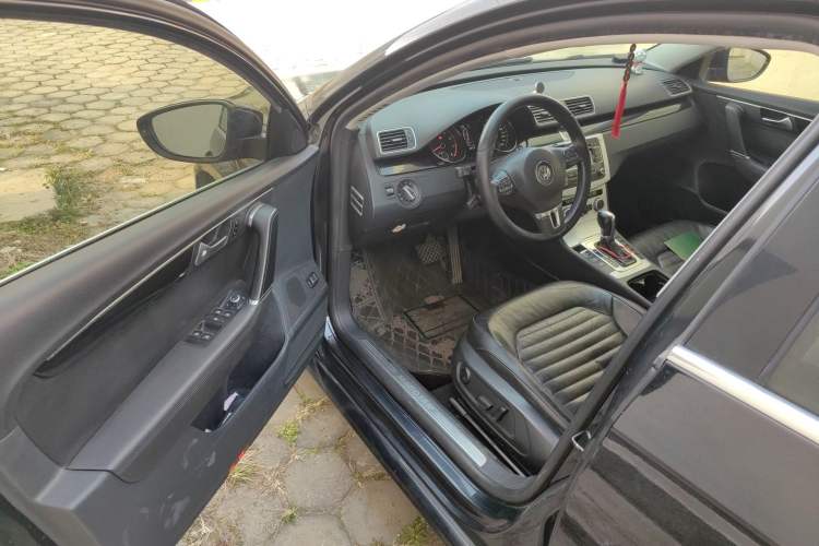 Used Volkswagen Magotan 2012 1.8TSI Luxury Model
