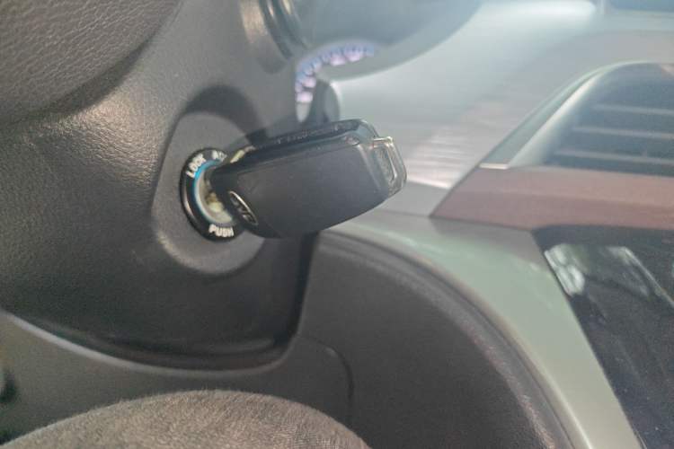 Used JAC Refine M3 2024 PLUS 2.0L HEV Comfort Edition Vehicle Key