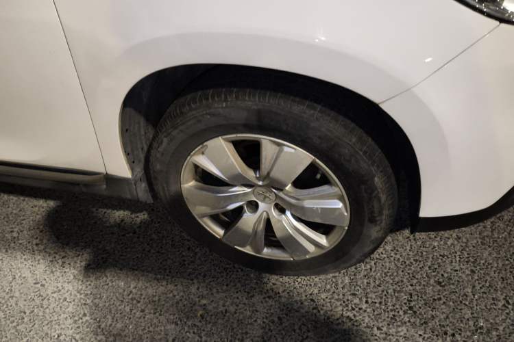 Used Peugeot 2008 2014 1.6L Automatic Fashion Edition