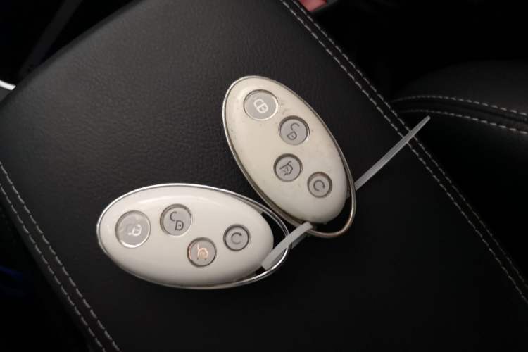 Used BYD Song MAX 2017 1.5T Automatic Smart Connect Elite 7-Seater Vehicle Key