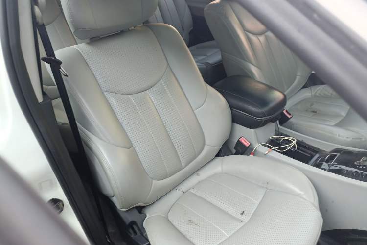 Used Luxgen Great 7 SUV 2014 2.2T Two-Wheel-Drive Smart Version
