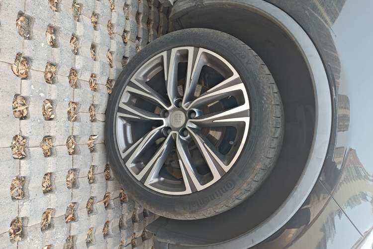 Used BYD Tang 2018 2.0T Automatic SmartConnect Prestige 7-Seater China V Standard
