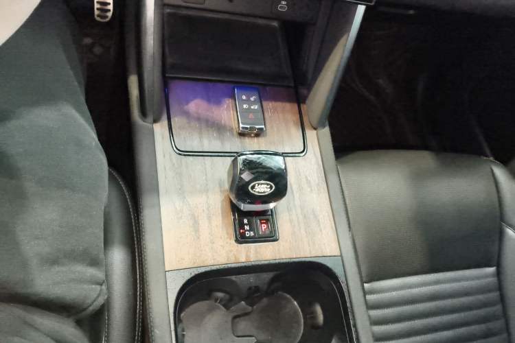 Used Land Rover Discovery Sport 2024 Performance Tech Edition