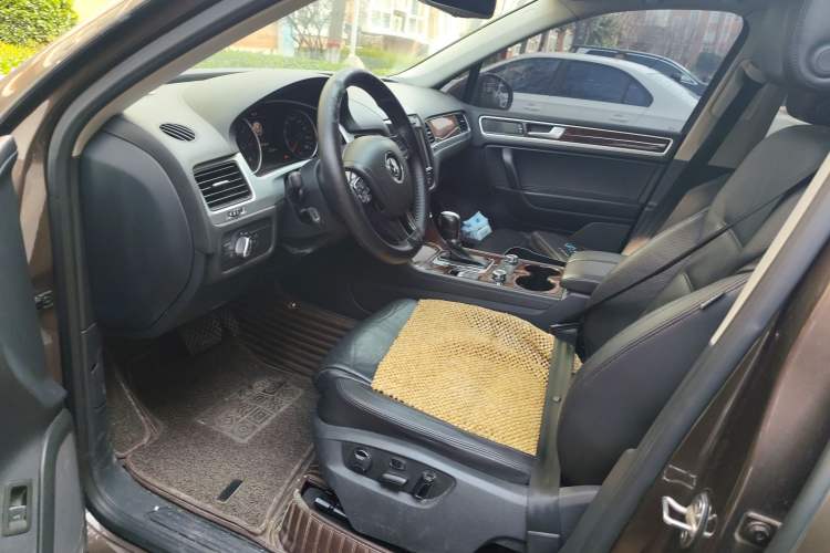 Used Volkswagen Touareg 2015 3.0 TDI Diesel Comfort Model