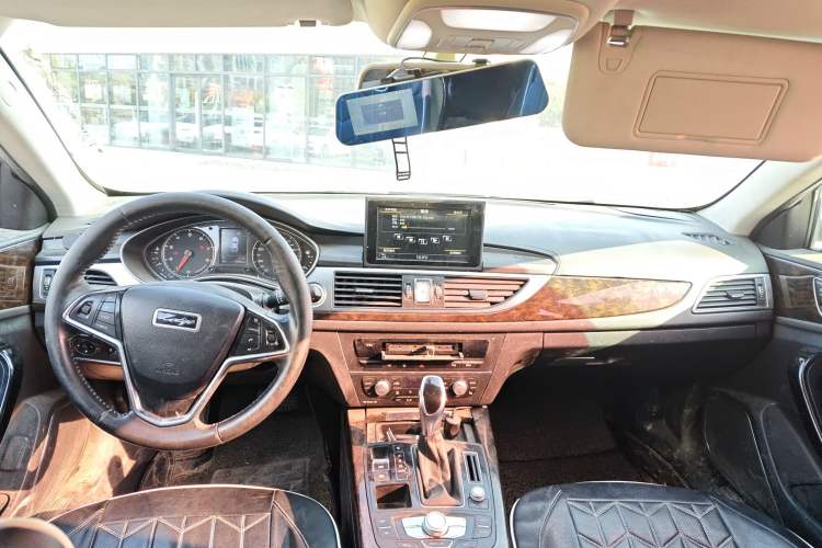 Used Zotye Z700 2016 1.8T DCT Prestige Edition
