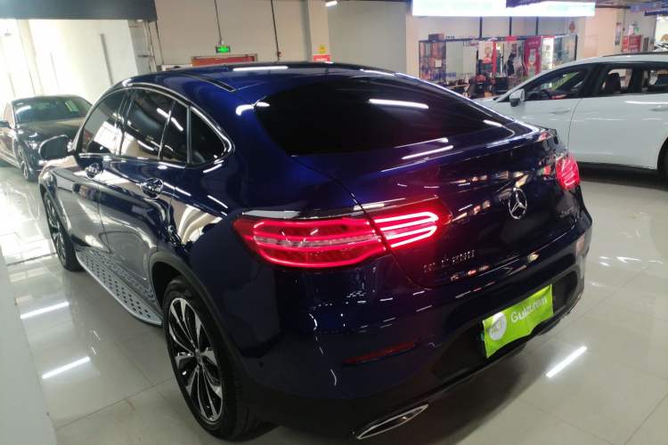 Used Mercedes-Benz GLC Coupe 2019 Facelift GLC 260 4MATIC Coupe SUV Rear Left 45 Deg