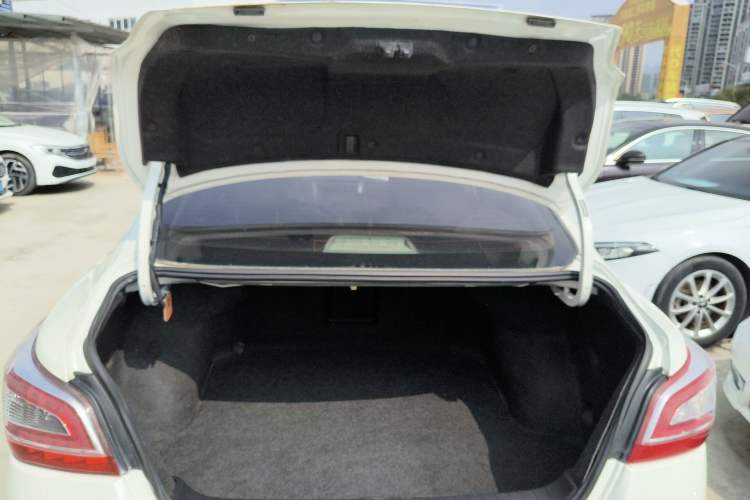 Used Nissan Teana 2013 2.0L XL Comfort Edition Trunk