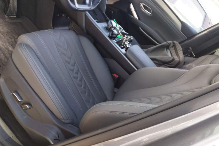 Used BYD Song L DM-i 2025 Intelligent Driving Version 160 km Excellence Edition
